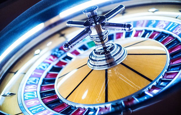 Live betting and game selection interface